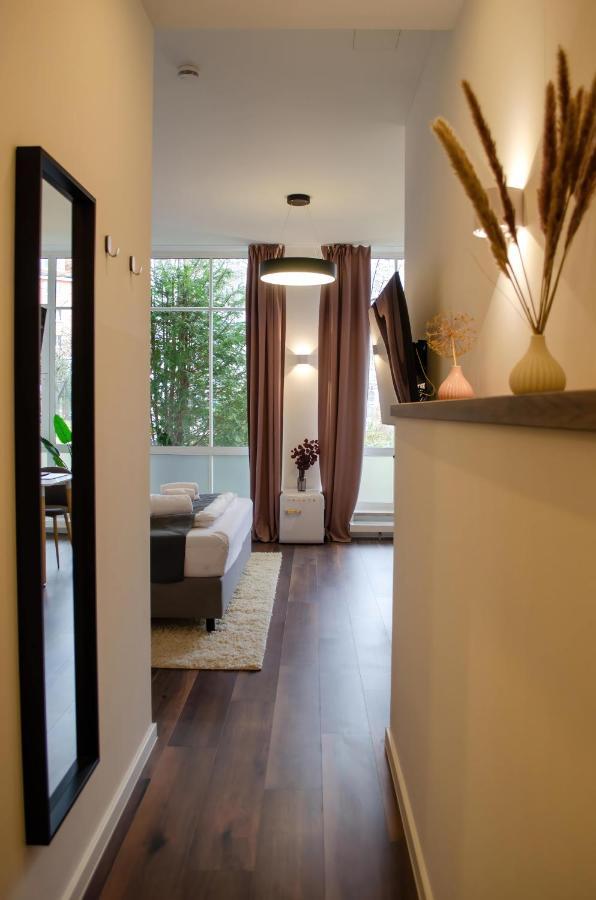 Homely Stay Studio 7 - Elegant Self-Check-In Studio For Urban Travelers Мюнхен Екстер'єр фото
