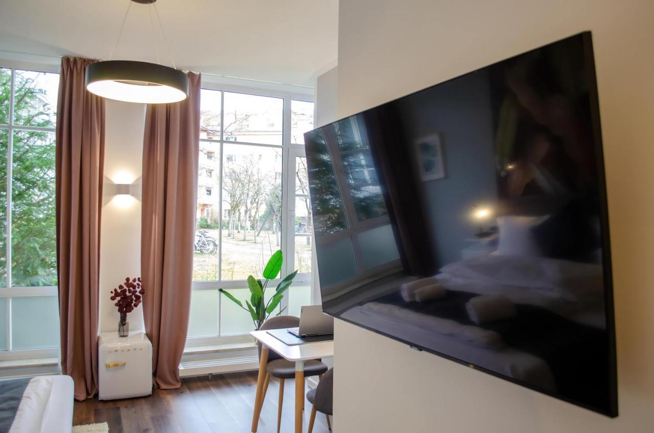 Homely Stay Studio 7 - Elegant Self-Check-In Studio For Urban Travelers Мюнхен Екстер'єр фото