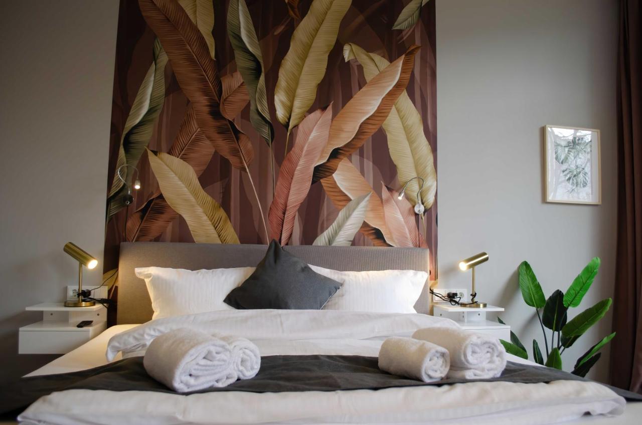 Homely Stay Studio 7 - Elegant Self-Check-In Studio For Urban Travelers Мюнхен Екстер'єр фото